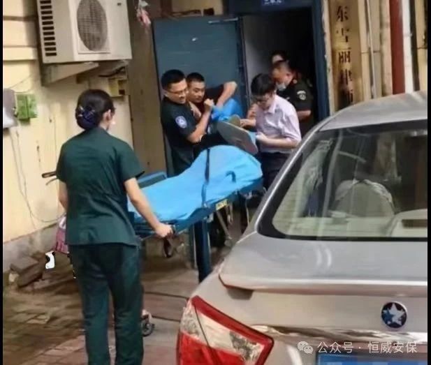 【凡人微光】恒威保安：危急時(shí)刻伸援手，溫暖人心傳大愛(ài)